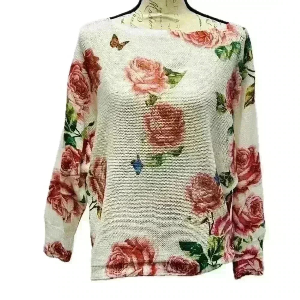 Leonardo sweater white with roses size small